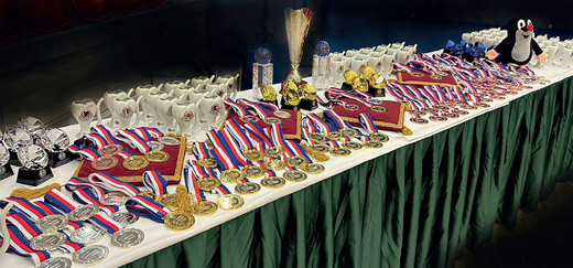 slide-2025-04.jpg